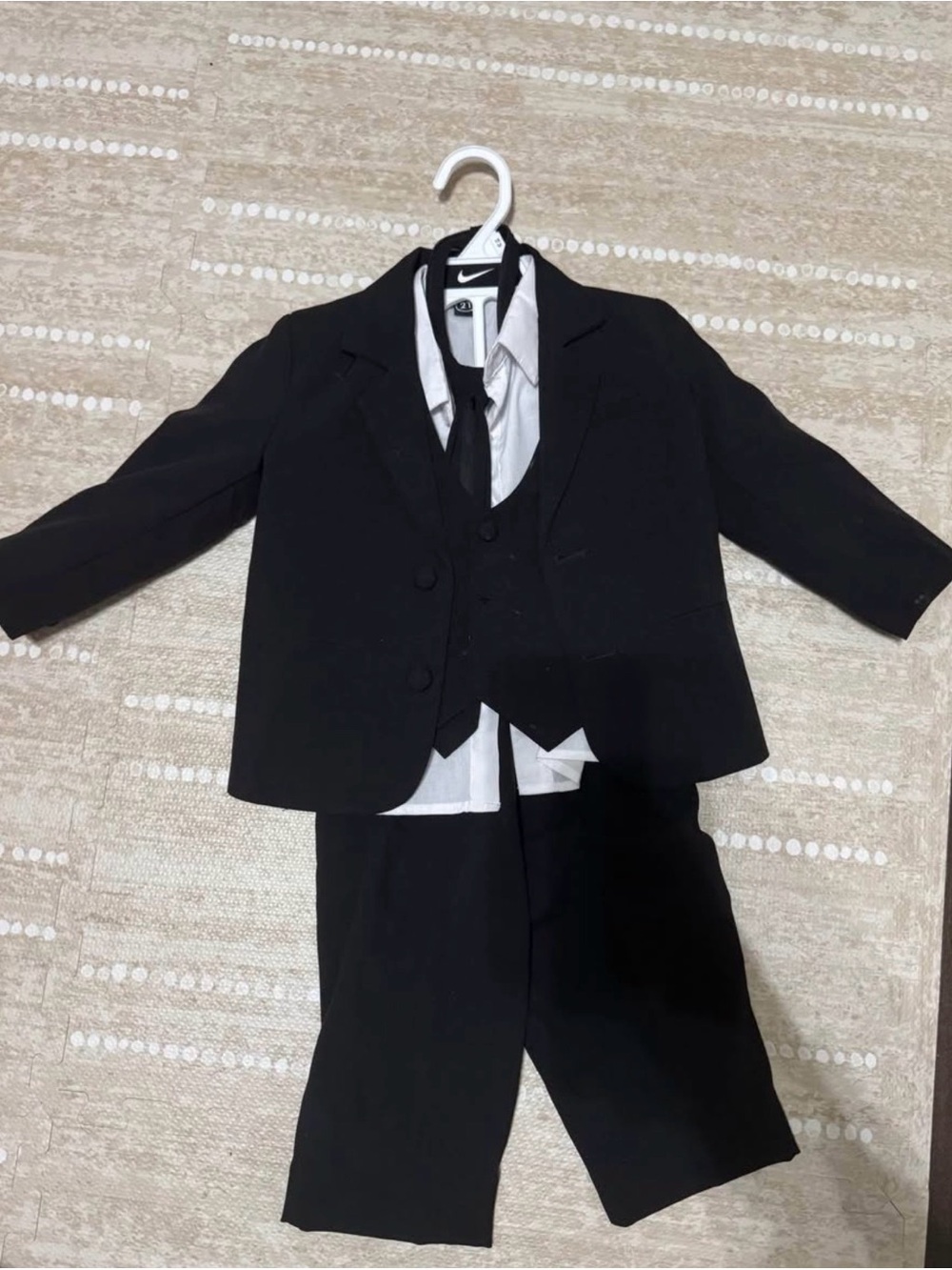Kids 5 piece suit made by Black n Bianco. Worn once.